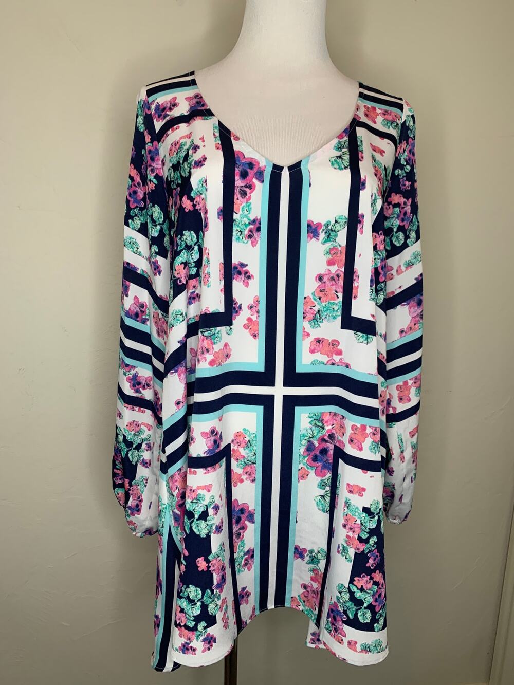 Lovers + Friends Gracie Scarf Floral Print Dress Sz Medium